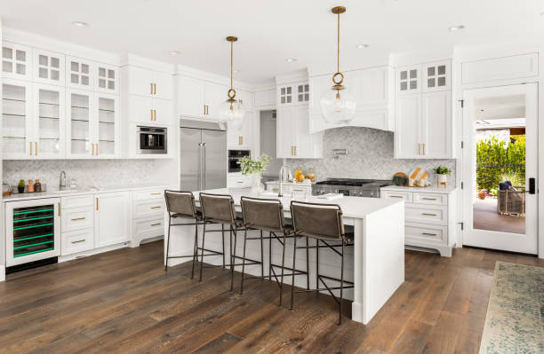 24/7 Emergency Cabinet Installation experts in Seattle, WA